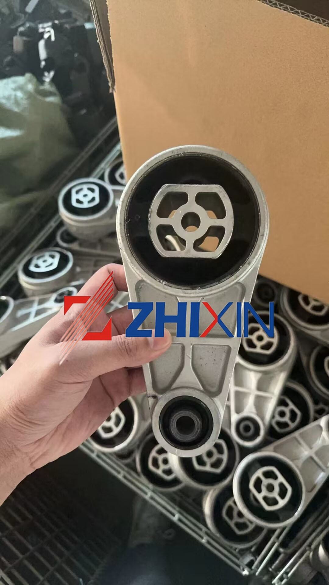 ZHIXIN Auto parts Rubber Engine Mount 95076633 for GM Engine Mounting MOUNTS with high quality